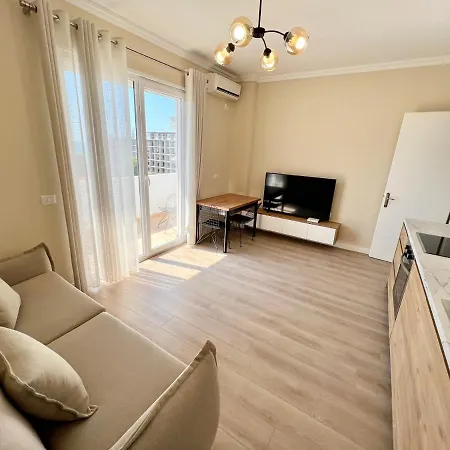 Bacici Luxury Sunset Apartment Golem (Tirana)
